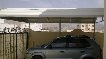 مظلات السيارات