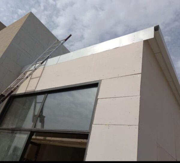 شركة مقاول ساندوتش بانل في جدة