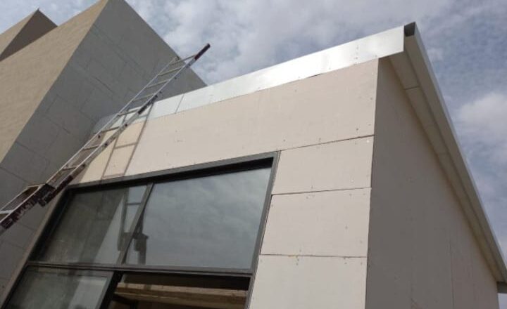 شركة مقاول ساندوتش بانل في جدة